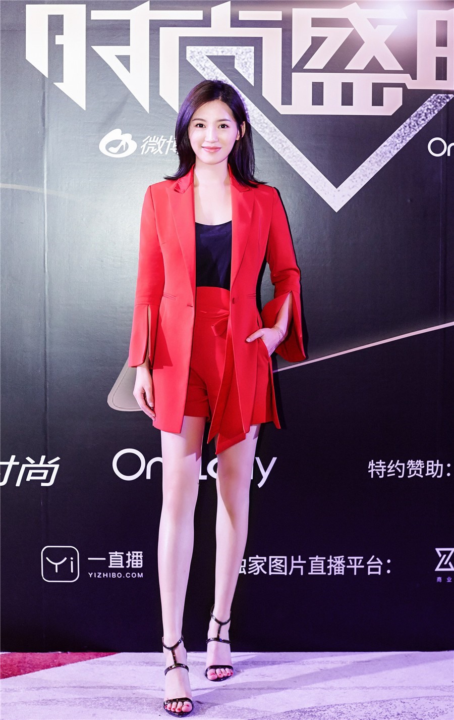 Trong “Diên hi công lược” khiến người ta ghét cay ghét đắng nhưng ngoài đời thực, Tô Thanh lại sở hữu nhan sắc xinh đẹp tựa nữ thần. Ảnh: Weibo
