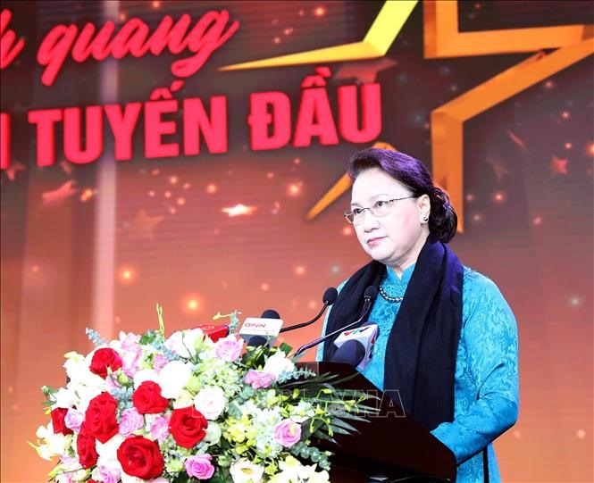 Chủ tịch Quốc hội Nguyễn Thị Kim Ngân phát biểu tại chương trình. Ảnh TTXVN