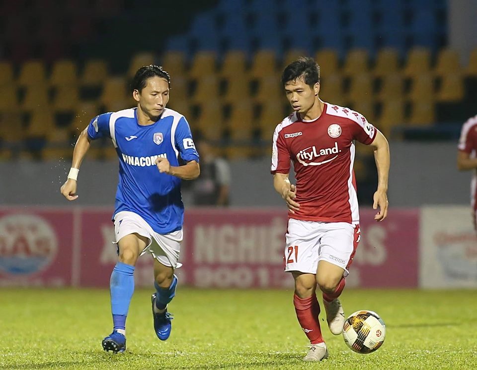 Công Phượng đã chơi xuất sắc trong trận đấu với Than Quảng Ninh. Ảnh: HCMFC