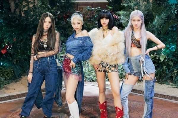 Blackpink vẫn không có đối thủ trên YouTube. Ảnh: Cắt từ MV