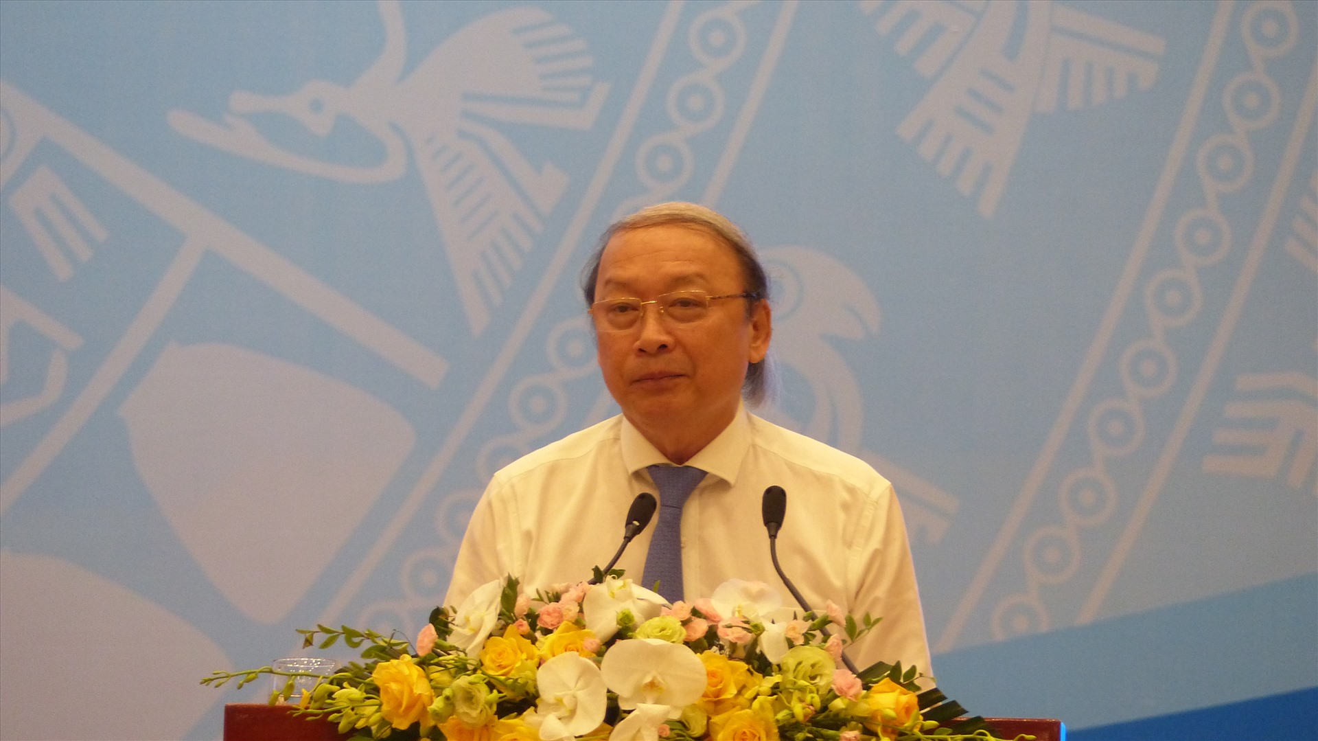 Phó Trưởng Ban Thường trực Ban Tuyên giáo Trung ương Võ Văn Phuông  phát biểu đề dẫn Hội thảo. Ảnh T.Vương