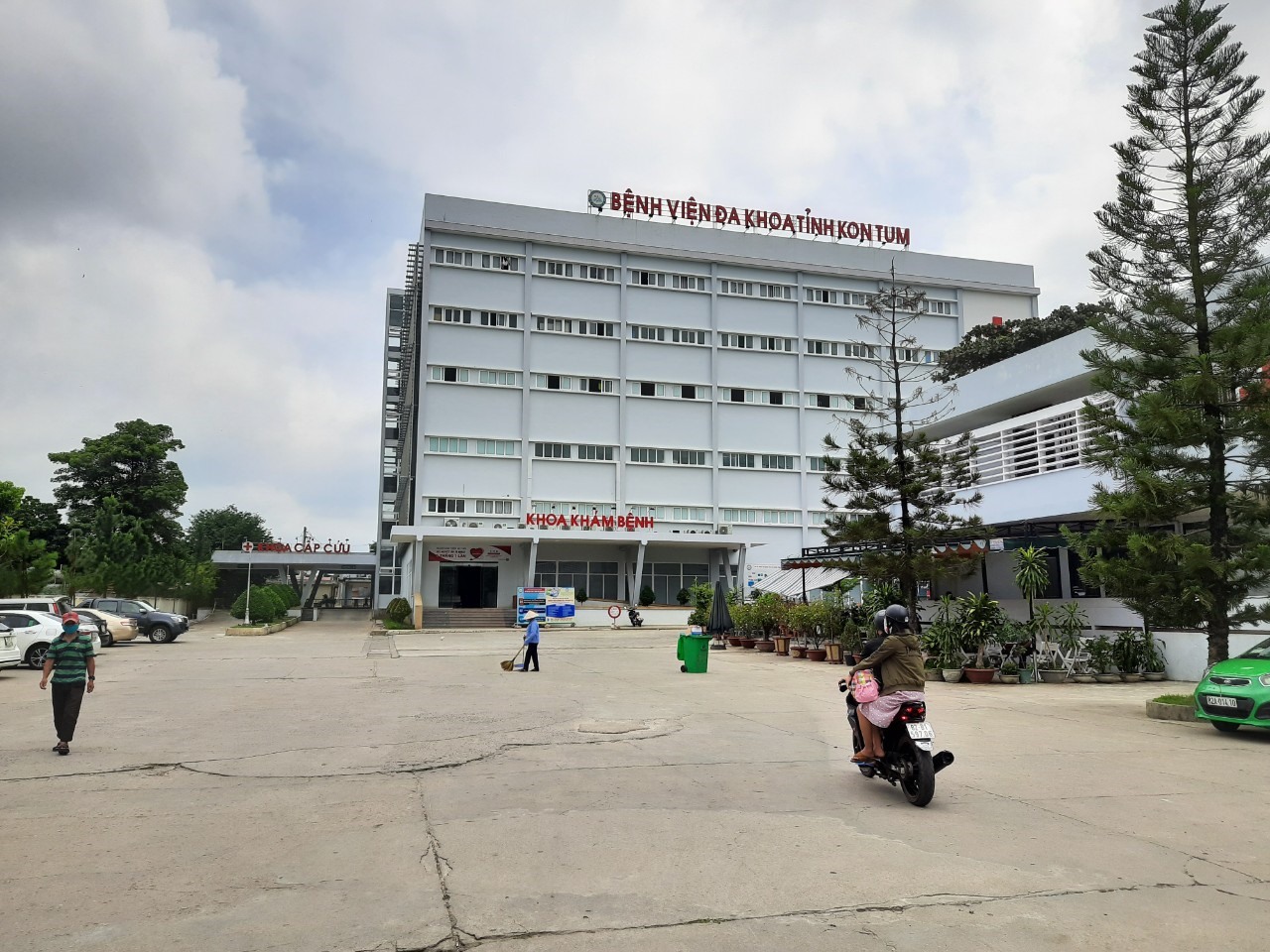 Bệnh viện Đa khoa tỉnh Kon Tum nơi các bệnh nhân đang điều trị. Ảnh Thanh Tuấn