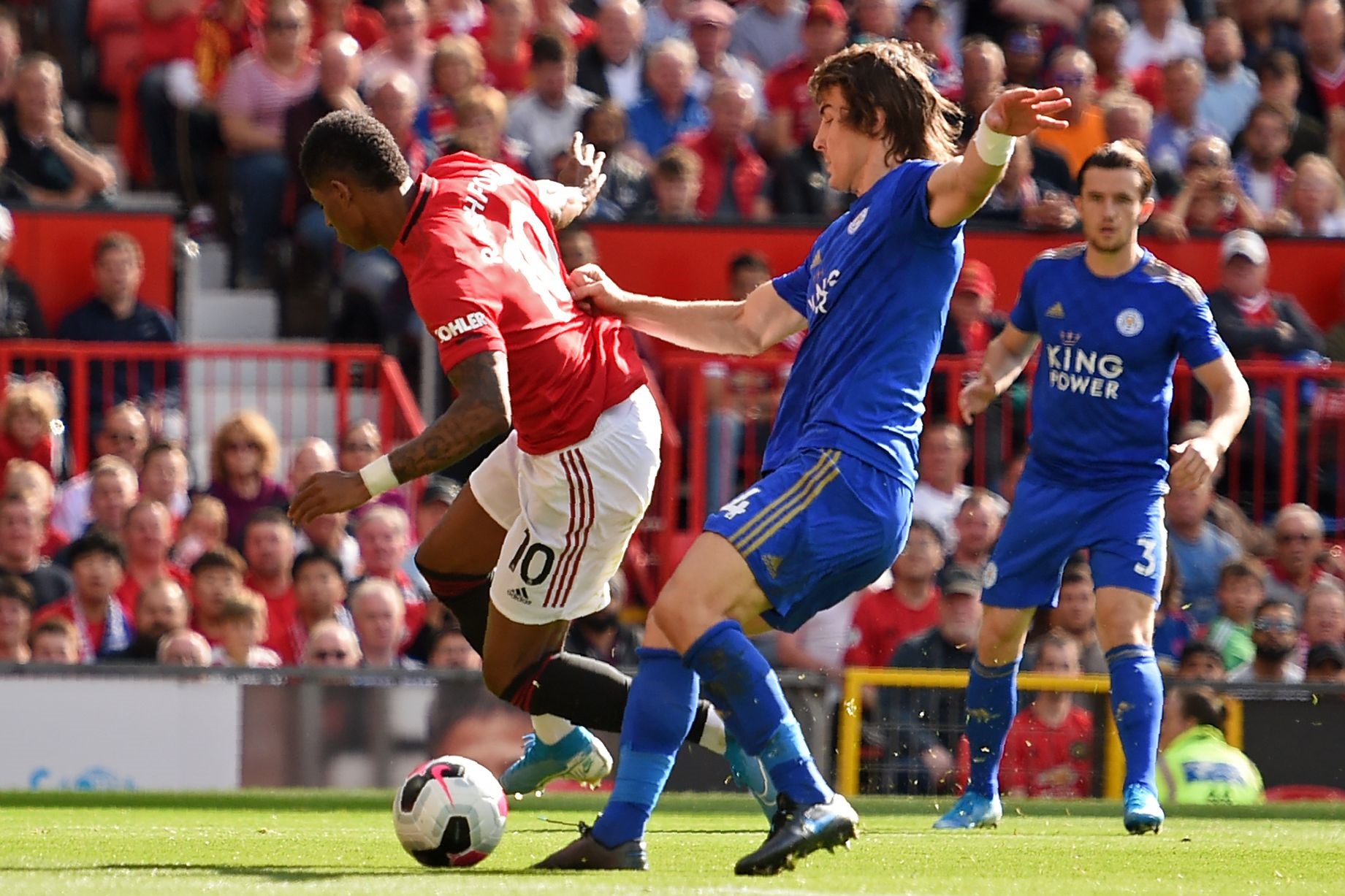 Lượt đi mùa này, Man United thắng Leicester City 1-0 với pha lập công duy nhất của Marcus Rashford trên chấm 11m. Ảnh: Getty.