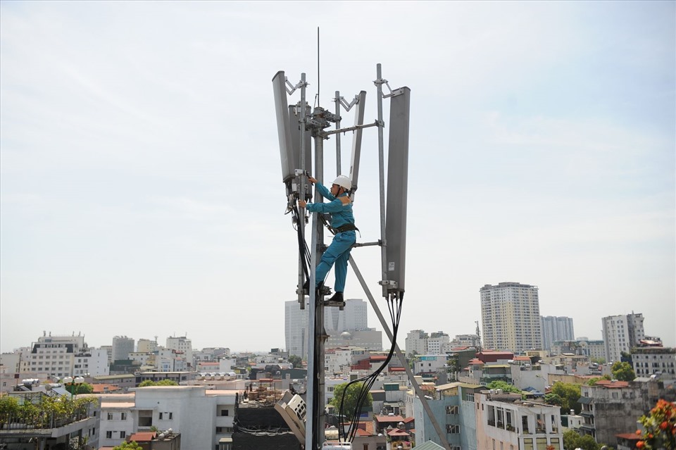 Viettel đầu tư hàng triệu USD hiện đại hoá mạng lưới tại Hà Nội.