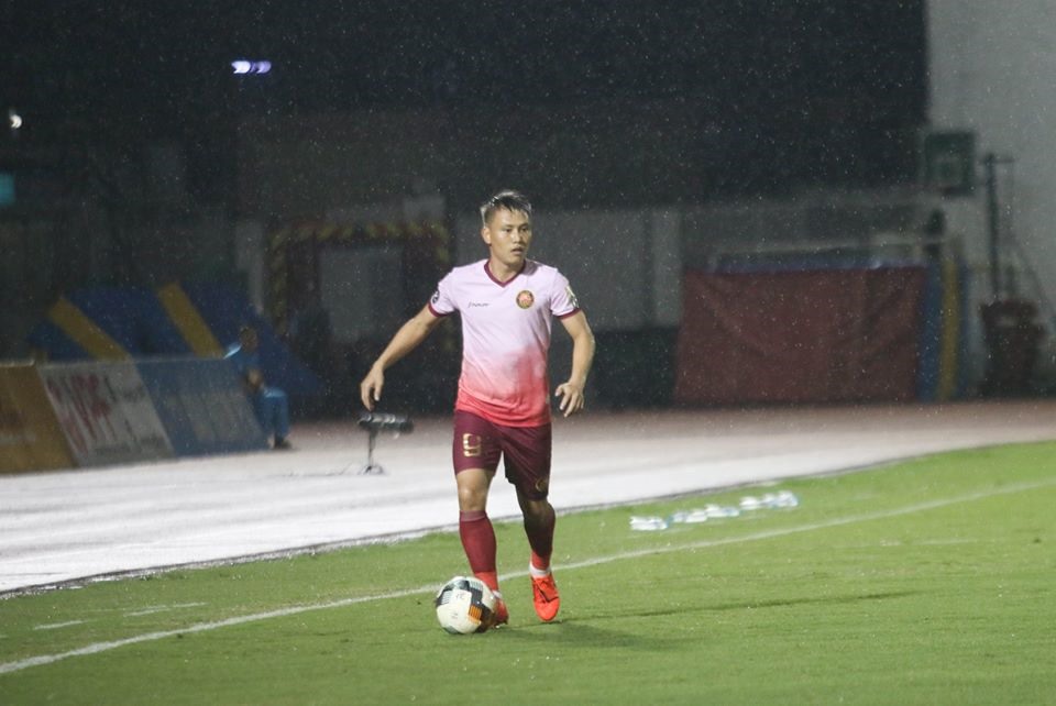 Nguyễn Đình Bảo không còn cạnh tranh được vị trí ở Sài Gòn FC. Ảnh: SGFC
