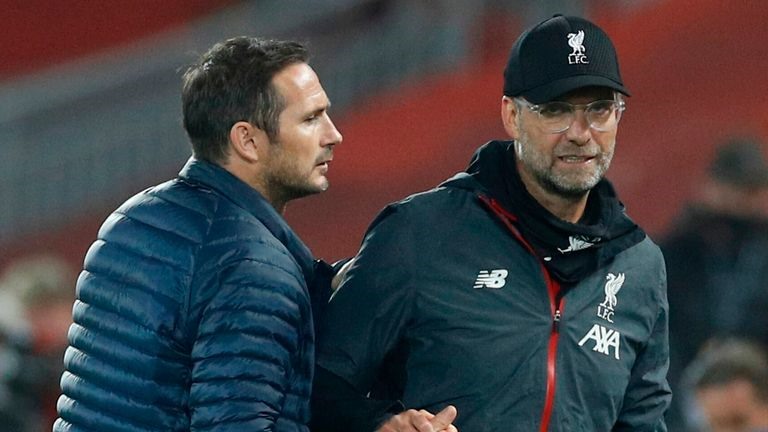 Lampard đã nói có thể mời Klopp đi uống bia. Ảnh: Getty.