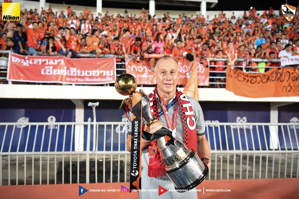 Ngay sau khi vô địch Thai League 2019, ông Silva bất ngờ từ chức huấn luyện viên trưởng Chiangrai United. Ảnh: Chiangrai United