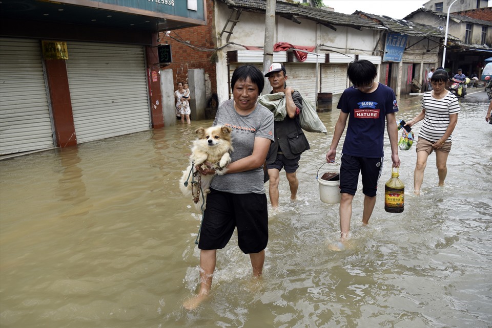 Lũ lụt ở thành phố Hợp Phì, tỉnh An Huy. Ảnh: China News