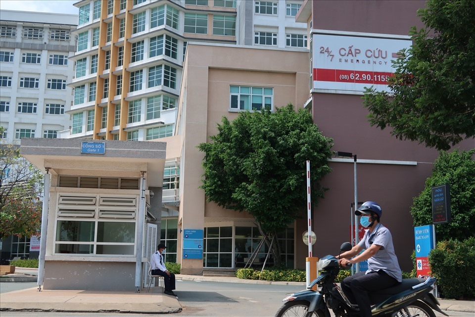 Bệnh viện quốc tế City (quận Bình Tân) - nơi nữ bệnh nhân 450 đón Grab Bike về quận 8. Ảnh: HỮU HUY
