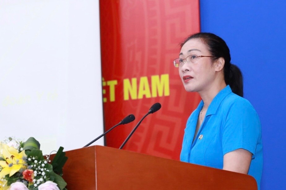Đồng chí Phạm Thanh Bình - Chủ tịch Công đoàn Y tế Việt Nam phát biểu tại Hội nghị. Ảnh: Hải Nguyễn