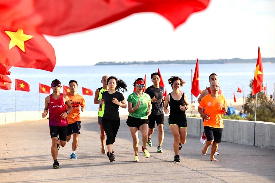 Trước đây Liên đoàn điền kinh Việt Nam vẫn phải tổ chức một giải vô địch quốc gia marathon, bán marathon khác cho các vận động viên tranh tài thì năm nay, Tiền Phong Marathon là nơi duy nhất các vận động viên có thể tranh danh hiệu vô địch quốc gia cự ly bán marathon và marathon, bên cạnh các cự ly 5km, 10km, trong số các giải Marathon được tổ chức tại Việt Nam. Đây có thể coi là bước đệm quan trọng cho SEA Games 31 sắp tới diễn ra tại Việt Nam” .