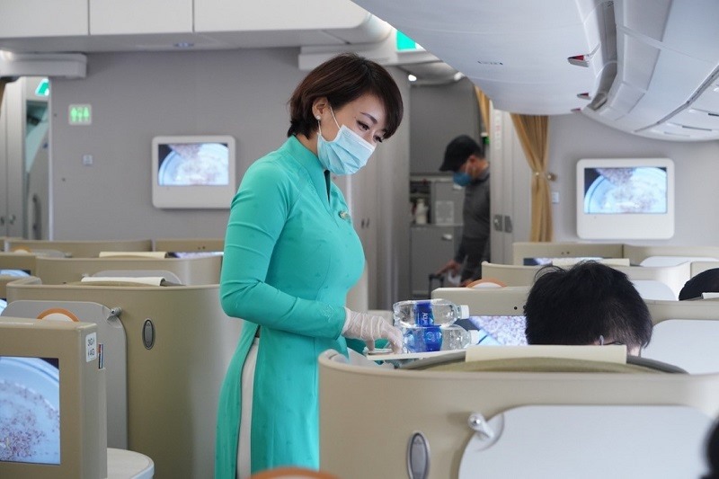 Nhiều biện pháp được Vietnam Airlines áp dụng để mang đến dịch vụ an toàn.