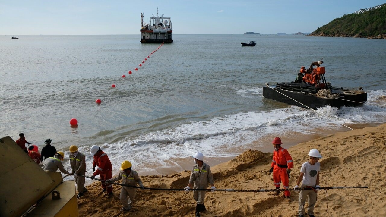 VNPT đang hoàn thiện xây dựng trạm cập bờ mới tại Quy Nhơn. Ảnh: Cao Hưng