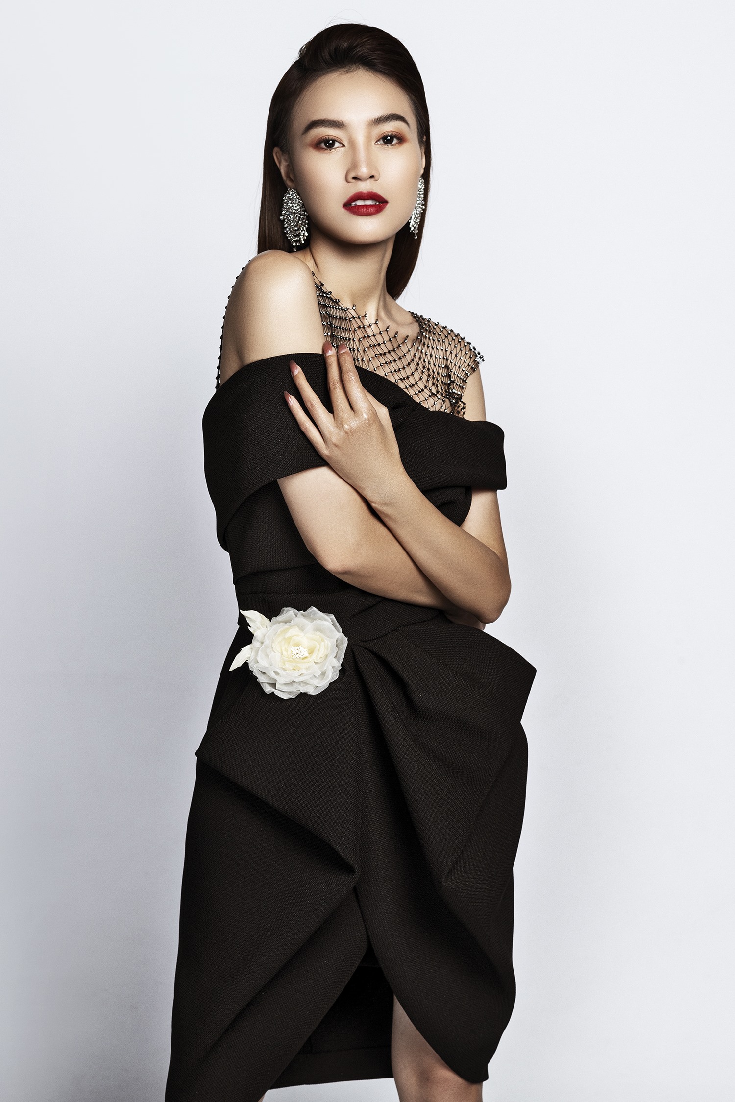 Ninh Dương Lan Ngọc lần đầu tiên chấm thi người mẫu.
