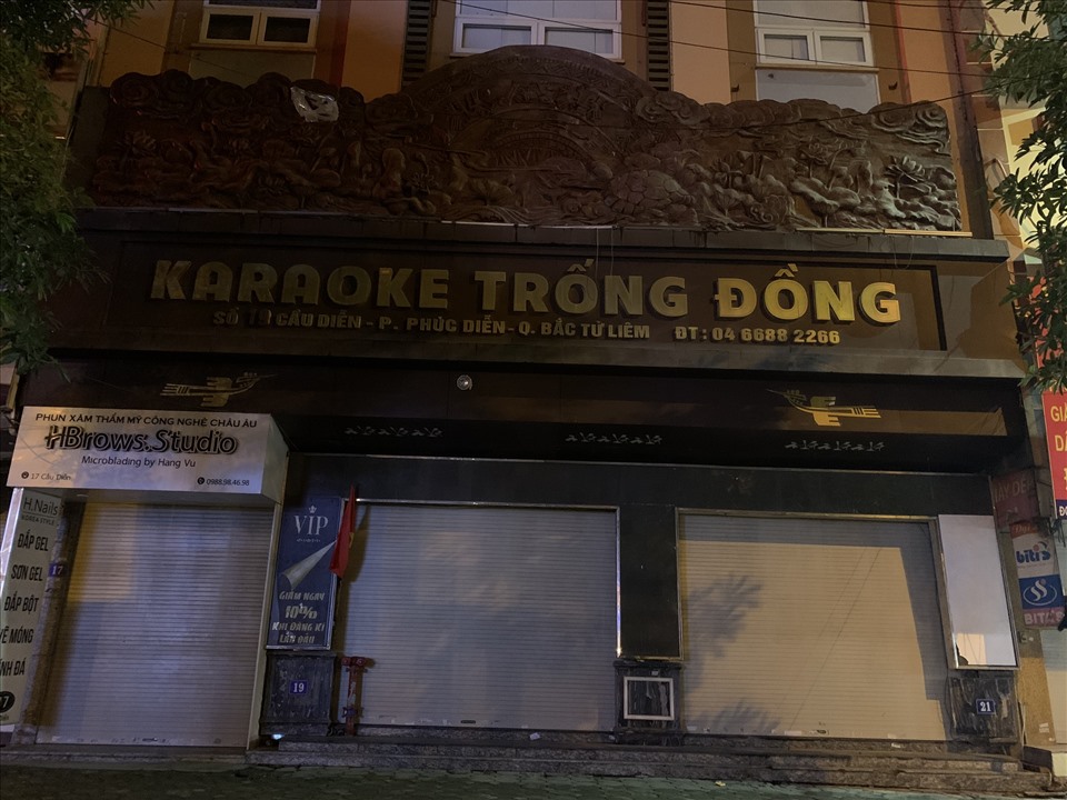 Từ 0 giờ ngày 1.8, tất cả quán bar, karaoke tạm dừng hoạt động để phòng dịch Covid-19. Ảnh: Huyền Chang