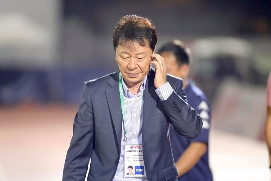 Huấn luyện viên Chung Hae-seong có thể trở lại TP.HCM. Ảnh: HCMFC