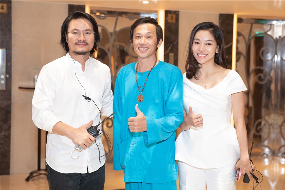 Vợ chồng đạo diễn Hoàng Nhật Nam và nghệ sĩ Hoài Linh. Ảnh: Sen Vàng.