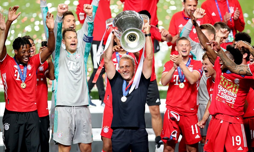 Hansi Flick giúp Bayern vô địch Champions League chỉ sau chưa đầy 300 ngày trên ghế huấn luyện. Ảnh: Getty Images