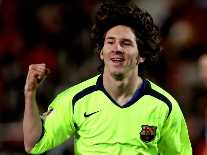 2006: Dù Barca có giai đoạn khó khăn, Messi vẫn có 17 bàn thắng để chứng minh mình là một ngôi sao thực sự ở tuổi 19. Ảnh: Insider