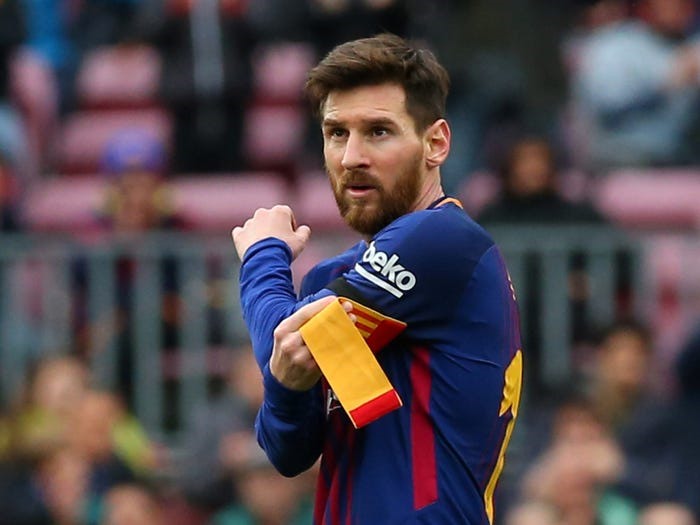 2018: Lần đầu tiên kể từ năm 2009, Messi không đứng trong Top 2 cuộc đua giành Quả bóng vàng, cho dù ghi nhiều bàn thắng hơn bất kỳ cầu thủ nào trên thế giới. Ảnh: Insider