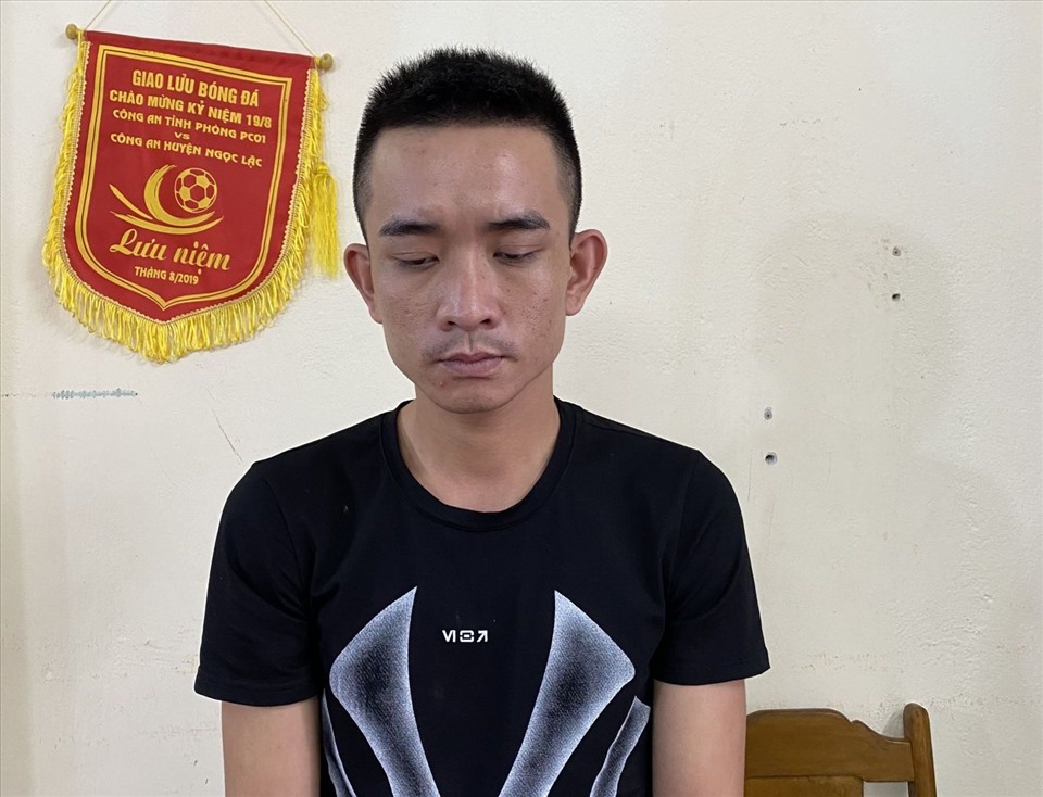 Đối tượng Nguyễn Văn Dương sau khi bị bắt giữ. Ảnh: CATH