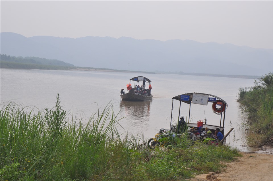 Sông Lam đoạn qua xứ Phuống, xã Thanh Giang (Thanh Chương). Ảnh: Công Kiên