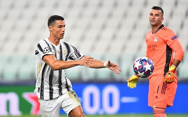 Ronaldo gỡ hòa 1-1. Ảnh: Getty.