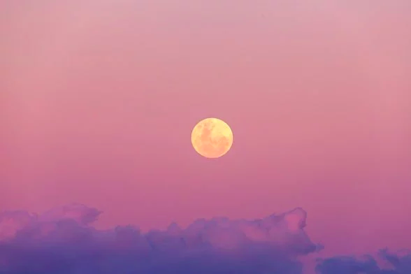 Mặt trăng Trung thu tròn nhất 100 năm qua Nhiều người chụp trăng tròn  tuyệt đẹp