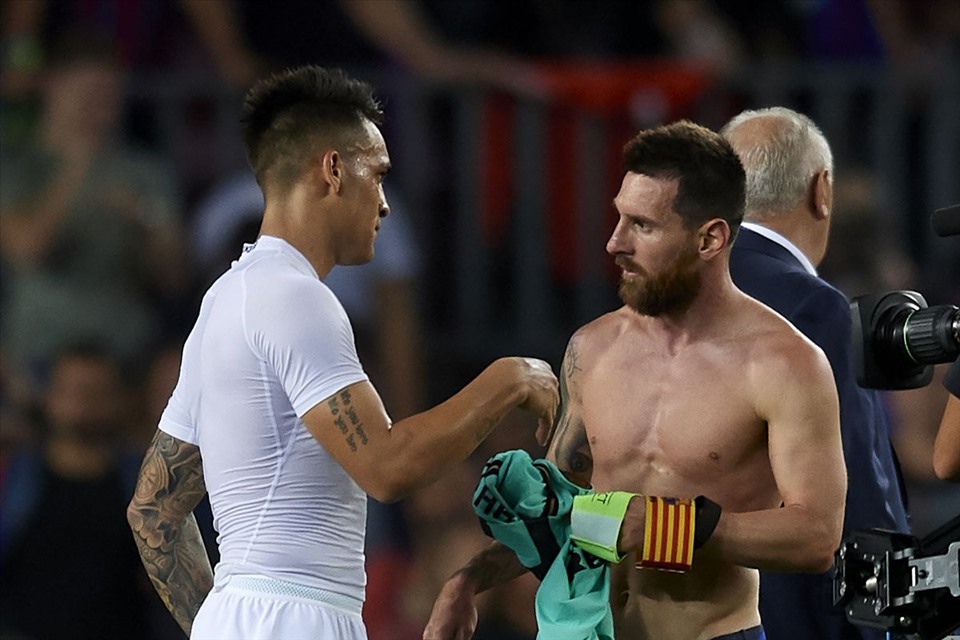 Messi không còn ở Barca thì Martinez cũng không muốn đến sân Camp Nou. Ảnh: Getty Images
