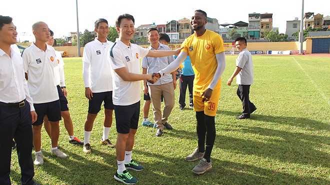 Huấn luyện viên Nguyễn Thành Công được giao nhiệm vụ giúp Thanh Hoá lọt top 8. Ảnh: Mạnh Cường