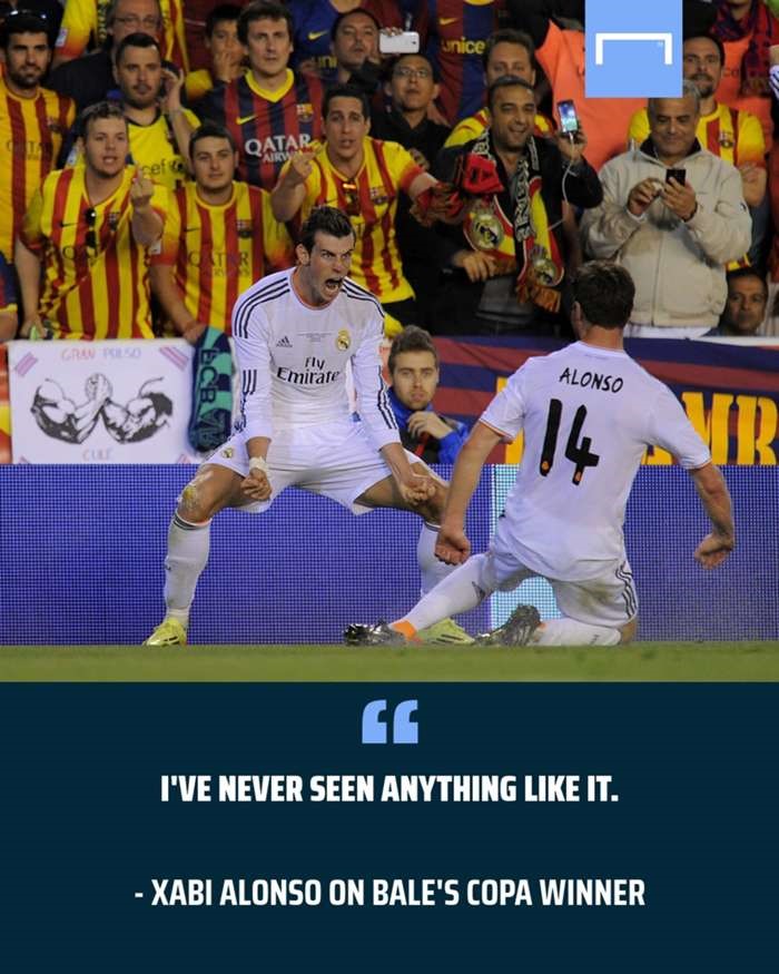 Xabi Alonson kinh ngạc trước pha solo ghi bàn của Bale vào lưới Barcelona ở chung kết Cúp Nhà vua Tây Ban Nha 2014. Ảnh: Getty.