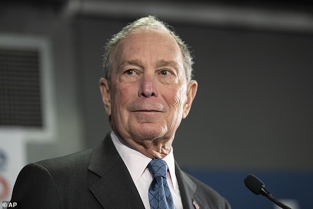 Tỉ phú Mỹ Mike Bloomberg trả khoản nợ 20 triệu USD cho hơn 31.000 người phạm tội nghiêm trọng ở Florida để họ có thể bỏ phiếu trong cuộc bầu cử Mỹ 2020. Ảnh: AP.