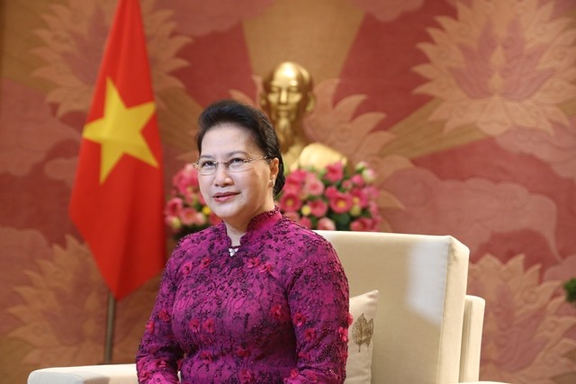 Đồng chí Nguyễn Thị Kim Ngân, Ủy viên Bộ Chính trị, Chủ tịch Quốc hội trong buổi trả lời phỏng vấn.