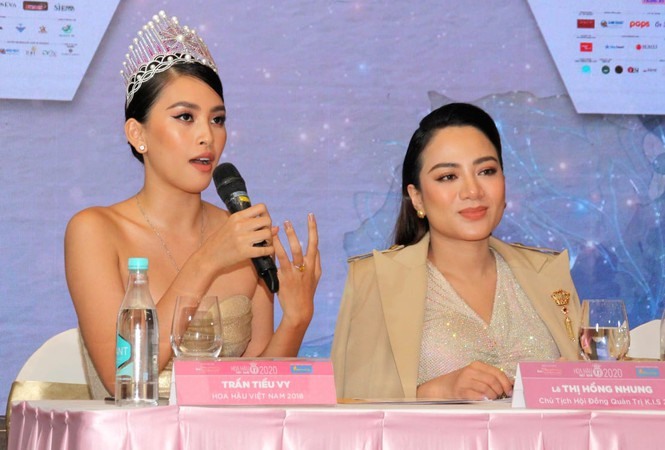 Tiểu Vy tại họp báo Hoa hậu Việt Nam 2020. Ảnh: SV