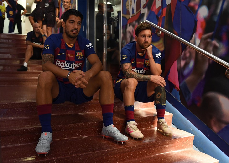 Luis Suarez ra đi, Messi mất đi gần như toàn bộ những đối tác ăn ý nhất. Ảnh: Getty Images
