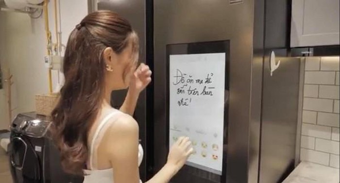 Tủ lạnh thông minh. Ảnh: Cắt Clip, NSCC