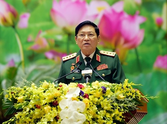 Đại tướng Ngô Xuân Lịch, Ủy viên Bộ Chính trị, Phó Bí thư Quân ủy Trung ương, Bộ trưởng Bộ Quốc phòng phát biểu khai mạc. Ảnh: TTXVN