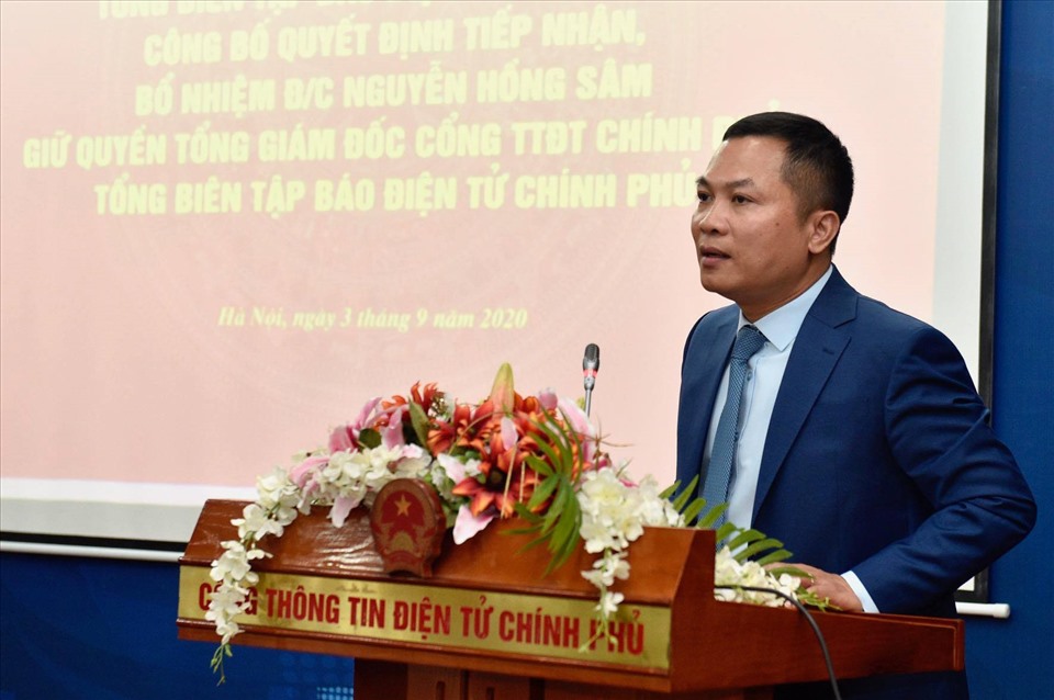 Quyền Tổng Giám đốc Cổng TTĐT Chính phủ Nguyễn Hồng Sâm phát biểu tại buổi lễ. Ảnh: VGP/Nhật Bắc
