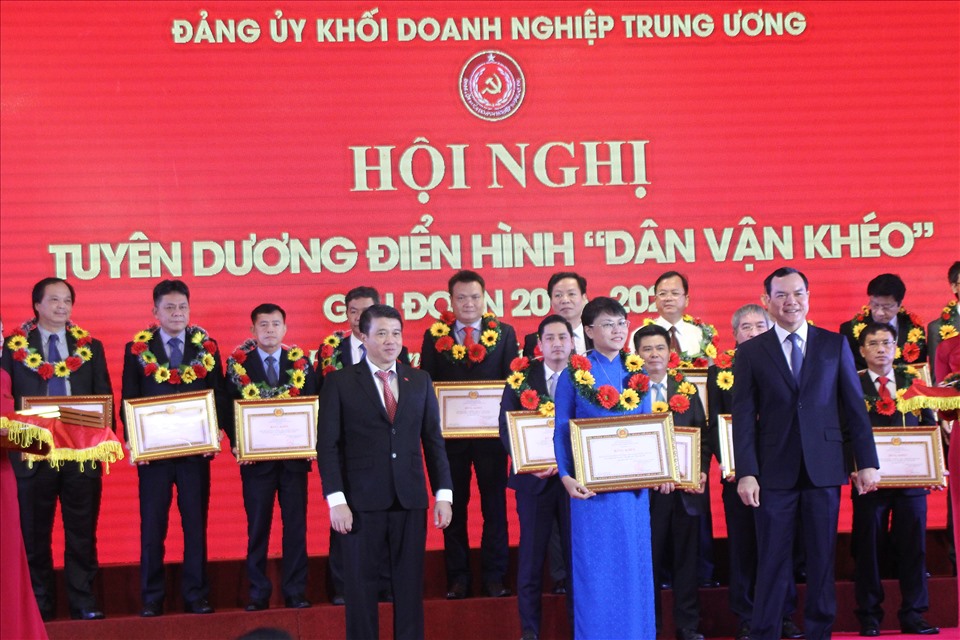 Chủ tịch Tổng Liên đoàn Lao động Việt Nam