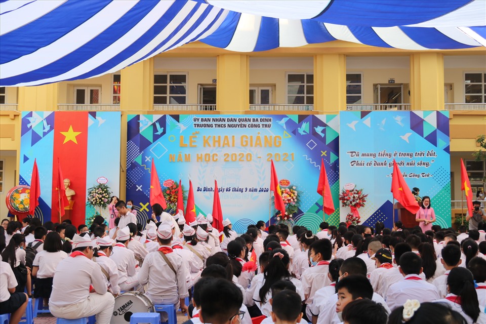 Lễ khai giảng trường THCS Nguyễn Công Trứ (Ba Đình, Hà Nội)