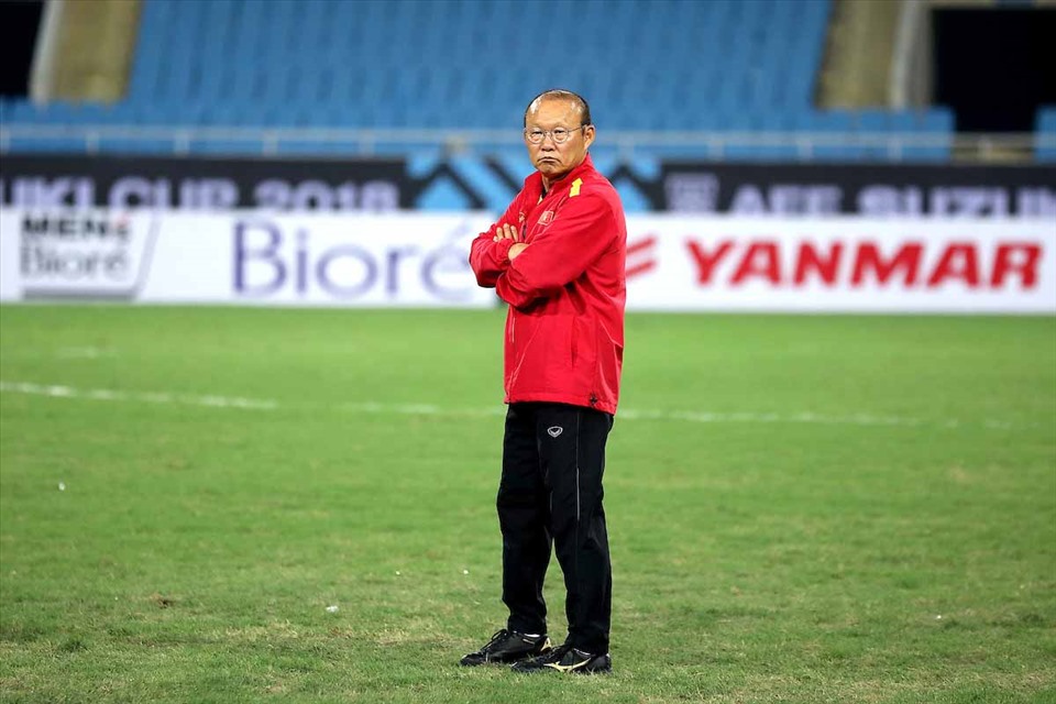 Huấn luyện viên Park Hang-seo từng thừa nhận tuyển Việt Nam cần một tiền đạo có khả năng săn bàn. Ảnh: AFF