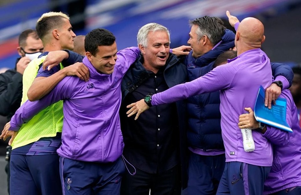 Tottenham của Mourinho giành số điểm chỉ kém 3 đội khác ở Premier League. Ảnh: Getty Images