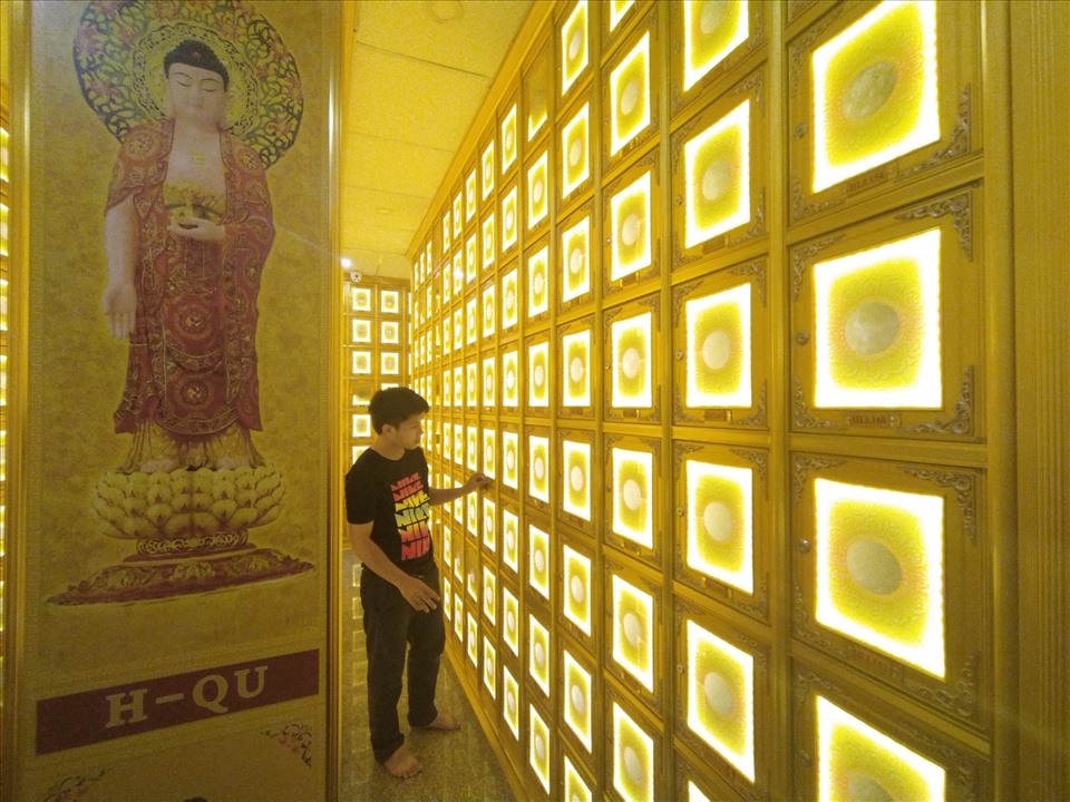 Khu lưu giữ tro cốt theo công nghệ hiện đại từ Đài Loan của chùa Vĩnh Nghiêm. Ảnh: Anh Tú