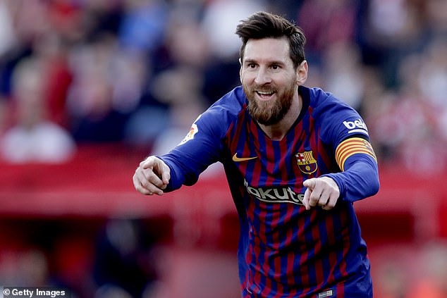 Messi đã ở lại và tiếp tục nắm phòng thay đồ của Barca. Ảnh: Getty.