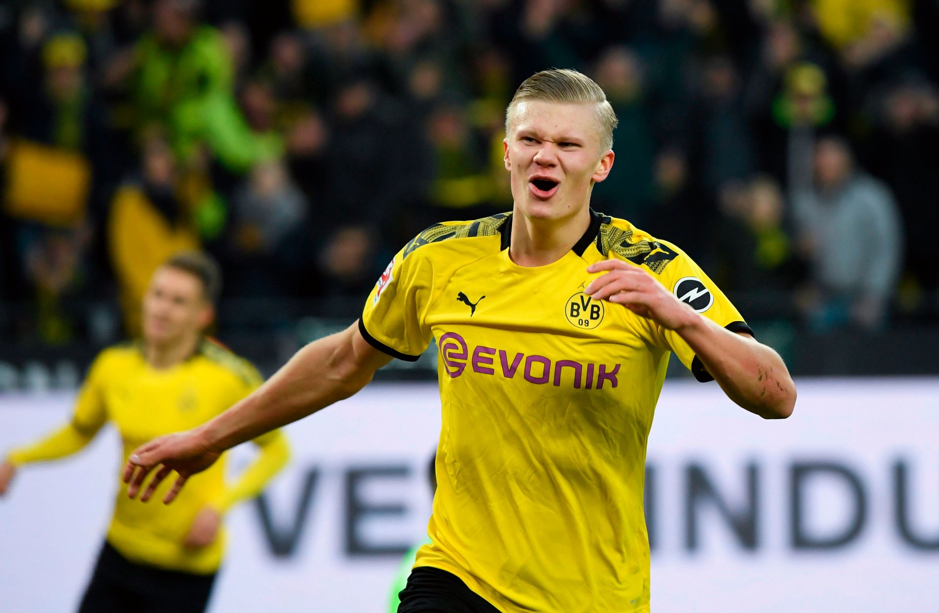 2. Erling Braut Haaland (Borussia Dortmund): 12 bàn thắng