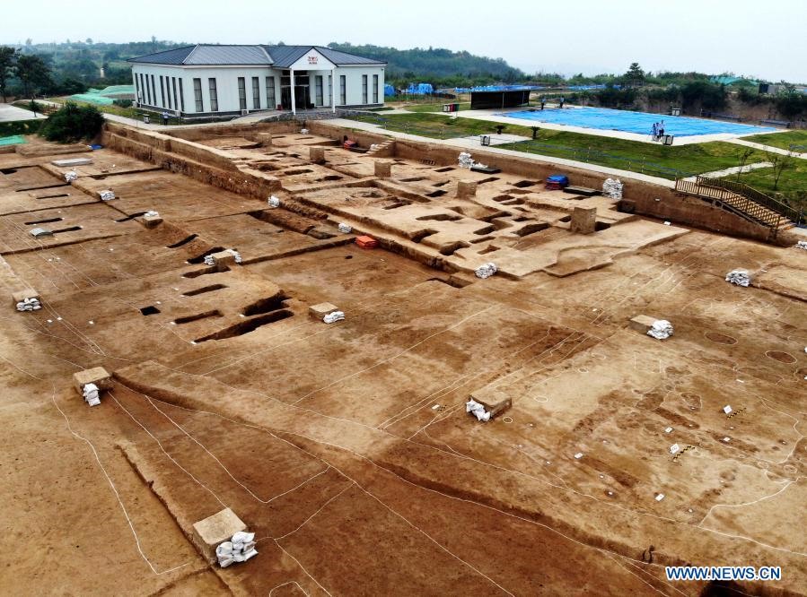 Trung Quốc phát hiện cung điện cổ nhất ở di chỉ Shuanghuaishu. Ảnh: Xinhua