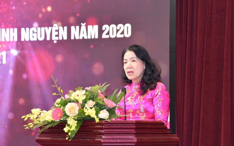 Chủ tịch Hội Chữ thập đỏ Việt Nam Nguyễn Thị Xuân Thu phát biểu ý kiến tại Hội nghị. Ảnh: Bộ Y tế
