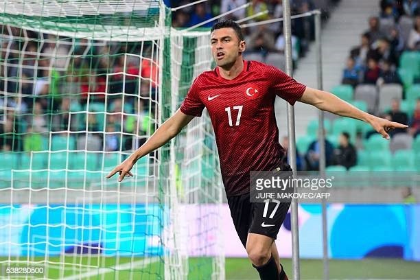 6. Burak Yilmaz (Lille): 9 bàn thắng