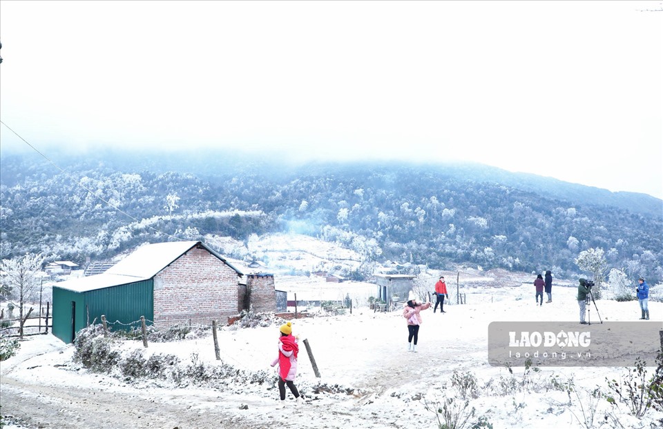 Mưa tuyết tại Y Tý, Bát Xát, Lào Cai vào ngày 11.1.2021. Ảnh: Tô Thế