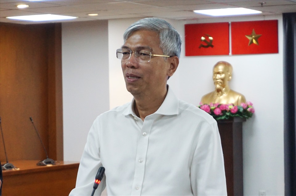 Phó chủ tịch UBND TPHCM Võ Văn Hoan phát biểu tại hội nghị.  Ảnh: Minh Quân